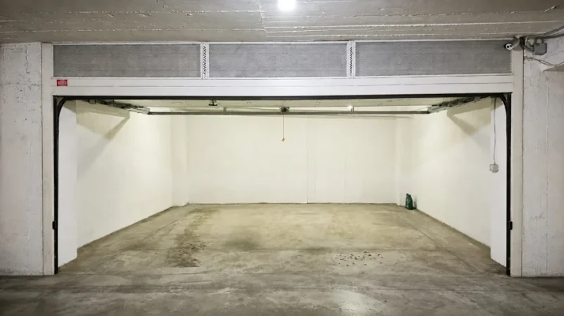 Tirane, jepet me qera apartament 2+1+Aneks+Ballkon Kati 3, 110 m² 750 € (ISH TREGU ELEKTRIK)