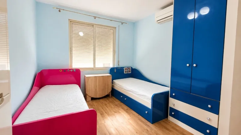Tirane, jepet me qera apartament 2+1+Aneks+Ballkon Kati 3, 110 m² 750 € (ISH TREGU ELEKTRIK)
