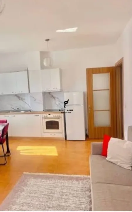 Tirane, jepet me qera apartament 1+1 Kati 4, 65 m² 500 € (ASTIR)
