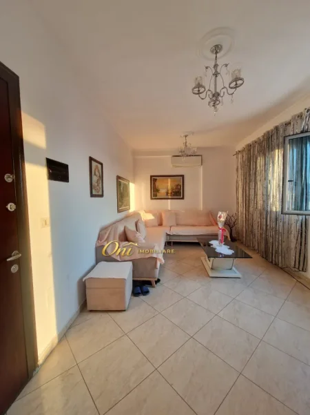 Tirane, jepet me qera apartament 2+1 Kati 9, 130 m² 700 € (RRUGA FORTUZI)