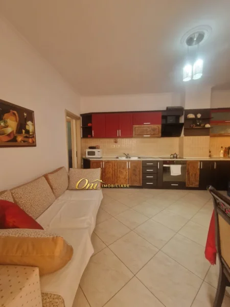 Tirane, jepet me qera apartament 2+1 Kati 9, 130 m² 700 € (RRUGA FORTUZI)