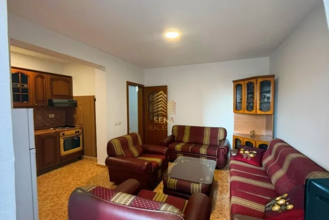 Tirane, shitet apartament 1+1 Kati 5, 65 m² 117.000 € (Kinostudio)