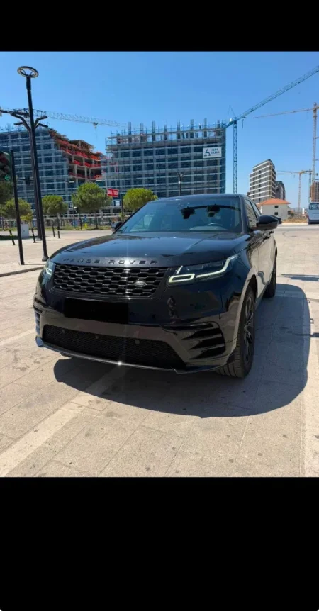 Tirane, shitet SUV Range Rover Velar Nafte, e zeze automatik Klima 198.000 km 24.000 €