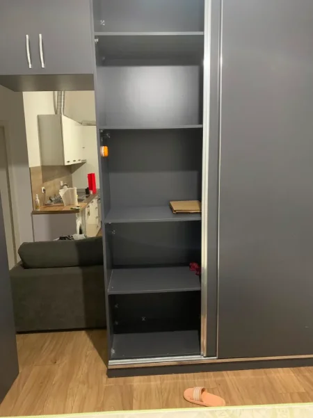 JEPET ME QIRA APARTAMENT 1+1   40.000 LEKE (ALI DEMI)