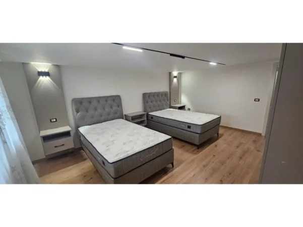 Jepet me qera Vile 2+1 Kati 1, 180 m² 800 € (Idriz Dollaku)
