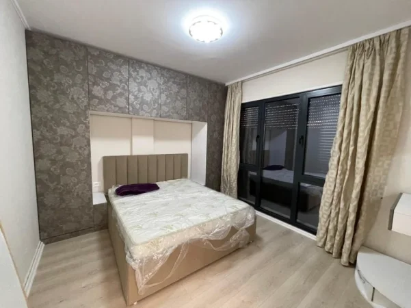 Tirane, jepet me qera apartament 2+1 Kati 4, 60 m² 600 € (ish Tregu Elektrik)