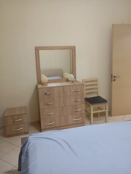 !Tirane, jepet me qera apartament 1+1+Ballkon Kati 1, 51 m² 430 €
