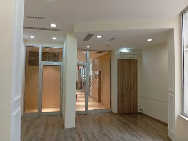 Tirane, shitet zyre Kati 0, 34 m² 165.000 € (RRUGA SAMI FRASHERI)