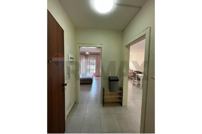 Tirane, jepet me qera apartament 1+1+Ballkon , 500 € (GREEN CITY)