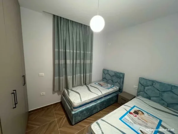 Tirane, jepet me qera Vile Vile 3 Katshe Kati 1, 90 m² 534 € (Sauk)