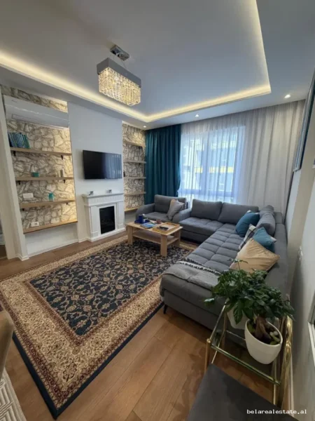 Tirane, jepet me qera apartament 1+1+Ballkon Kati 2, 65 m² 590 € (Univers City)