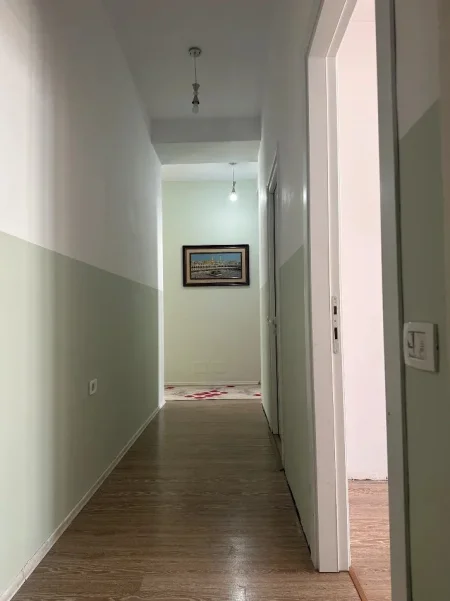 Tirane, shitet apartament 3+1 Kati 3, 180 m² 397.000 € (21 Dhjetori)