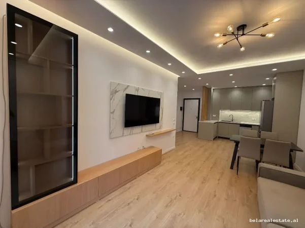 Tirane, jepet me qera apartament 1+1+Ballkon Kati 8, 78 m² 700 € (Dritan Hoxha)