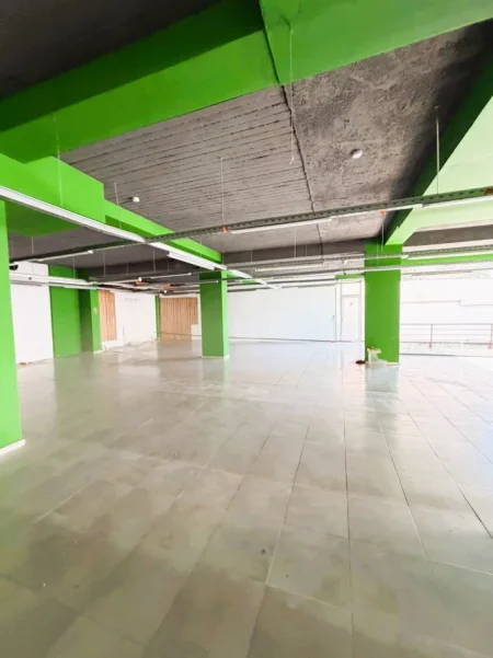 Tirane, shitet ambjent biznesi Kati 0, 500 m² 950.000 € (Kodra e Diellit)