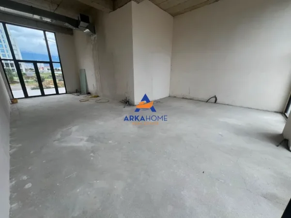 Tirane, jepet me qera dyqan Kati 0, 84 m² 1.729 € (JORDAN MISJA)