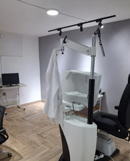 Tirane, shitet ambjent biznesi Kati 1, 67 m² (Rruga e Durrësit)