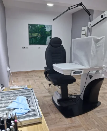 Tirane, shitet ambjent biznesi Kati 1, 67 m² (Rruga e Durrësit)