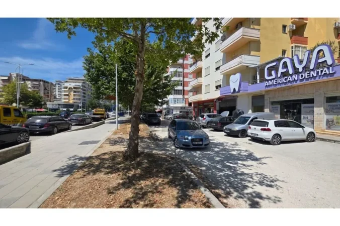 Vlore, shitet ambjent biznesi Kati 0, 51 m² (Rruga Gjergj Kastrioti (Transballkanike), Vlorë)