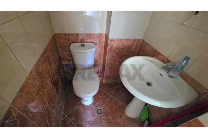 Vlore, shitet ambjent biznesi Kati 0, 51 m² (Rruga Gjergj Kastrioti (Transballkanike), Vlorë)