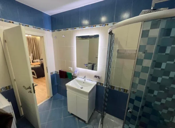 Tirane, jepet me qera apartament 2+1 Kati 2, 85 m² 600 € 