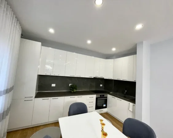 Tirane, jepet me qera apartament 2+1 Kati 4, 110 m² 1.041 € (Zogu i Zi ( ngjitur me Hotel Doro ))