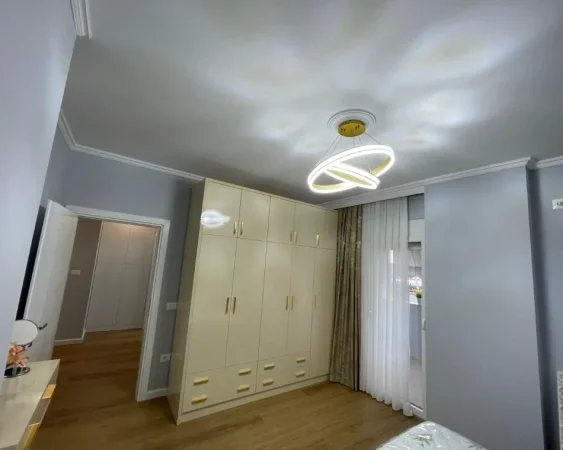 Tirane, jepet me qera apartament 2+1 Kati 4, 110 m² 1.041 € (Zogu i Zi ( ngjitur me Hotel Doro ))