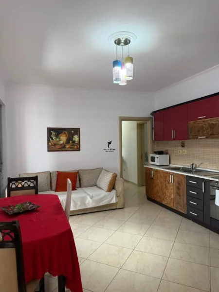 Tirane, jepet me qera apartament 2+1 Kati 8, 100 m² 700 € (RRUGA FORTUZI)