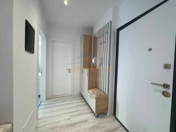 Tirane, jepet me qera apartament 1+1 Kati 4, 62 m² 600 € (Jordan Misja)
