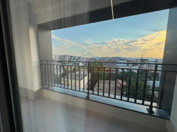 Tirane, jepet me qera apartament 1+1 Kati 4, 62 m² 600 € (Jordan Misja)
