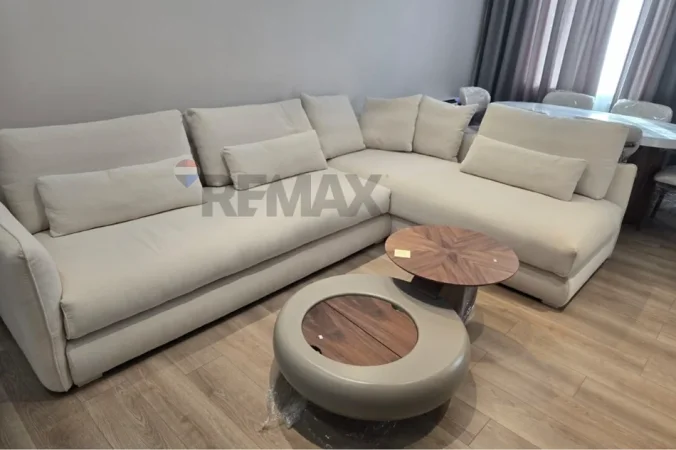 Vlore - Lungomare, shitet apartament+verande | Penthouse 3+1+Ballkon , 162 m² 350.000 € (Rruga Reshat Osmani, Vlore)