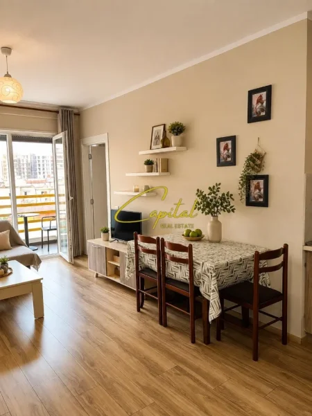 Tirane, jepet me qera apartament 1+1 Kati 5, 69 m² 520 € (LAPRAKE)