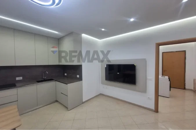 Tirane, jepet me qera apartament 2+1+Aneks+Ballkon Kati 3, 128 m² 600 € (Mikel Maruli)