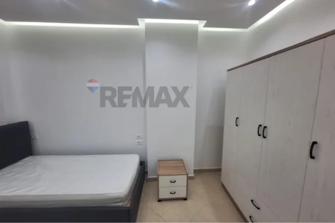 Tirane, jepet me qera apartament 2+1+Aneks+Ballkon Kati 3, 128 m² 600 € (Mikel Maruli)
