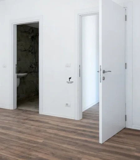 Tirane, jepet me qera zyre Kati 7, 130 m² 800 € (RRUGA E DURRESIT)