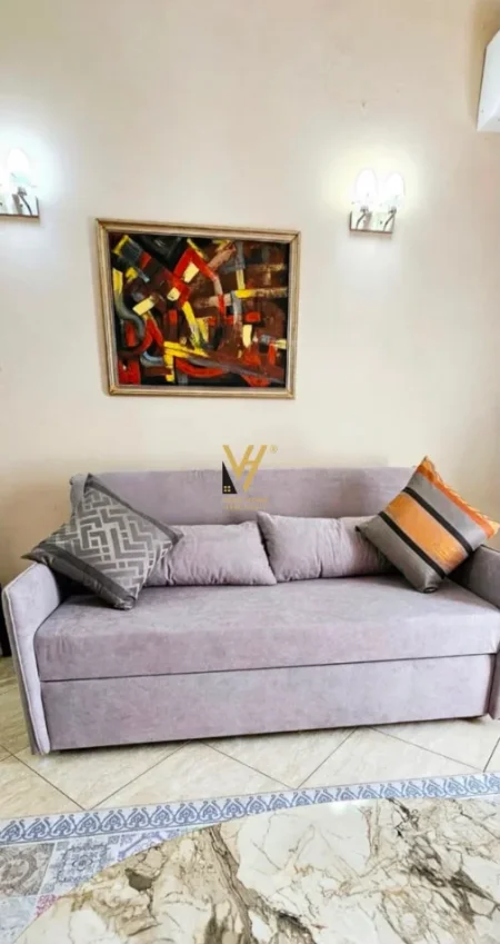 Tirane, jepet me qera apartament 1+1+Ballkon Kati 4, 75 m² 620 € (RRUGA E KAVAJES)