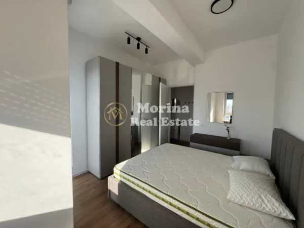 Tirane, jepet me qera apartament 1+1 Kati 2, 65 m² 500 € (Fresku)