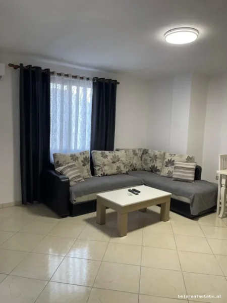 Tirane, jepet me qera Vile Vile 3 Katshe Kati 3, 90 m² 427 € (Selite)