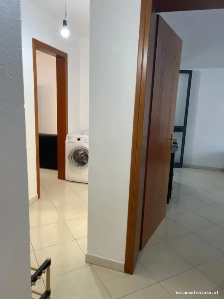 Tirane, jepet me qera Vile Vile 3 Katshe Kati 3, 90 m² 427 € (Selite)