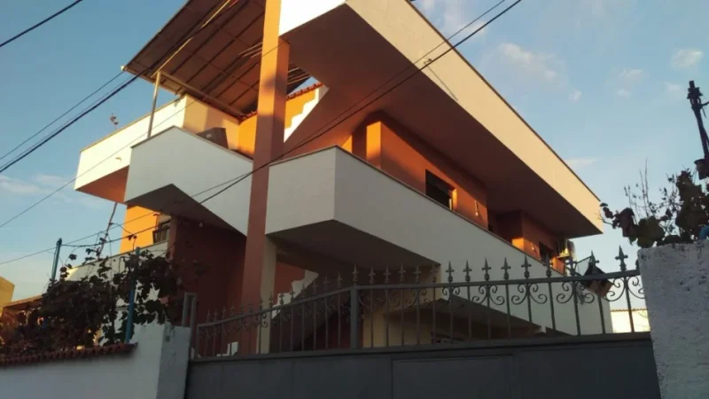 Tirane, shitet truall , 318 m² 370.000 € (Laprakë)