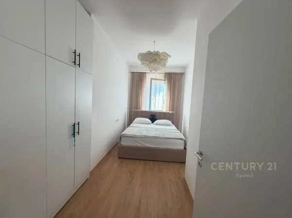 Tirane, shes apartament 3+1+Aneks+Ballkon Kati 6, 110 m² 200.000 € 
