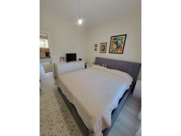 Tirane, shes apartament 1+1+Aneks+Ballkon Kati 0, 59 m² 185.000 € (Atsh)
