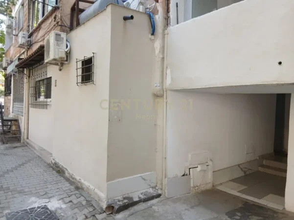 Tirane, shes apartament 1+1+Aneks+Ballkon Kati 0, 59 m² 185.000 € (Atsh)