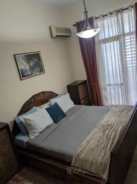 Tirane, jepet me qera apartament 2+1 Kati 3, 70 m² 630 € (Perball ish ekspozites: pallatet 1Maji)