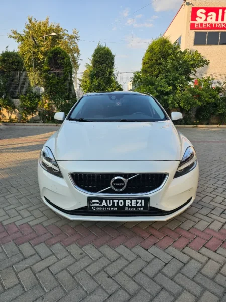 Fier, shes makine Nafte, e bardhë automatik Klima 9.700 €