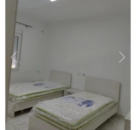 Tirane, jepet me qera apartament 2+1 Kati 2, 70 m² 600 € (Rr.Dibres; fakulteti i Mjeksise)