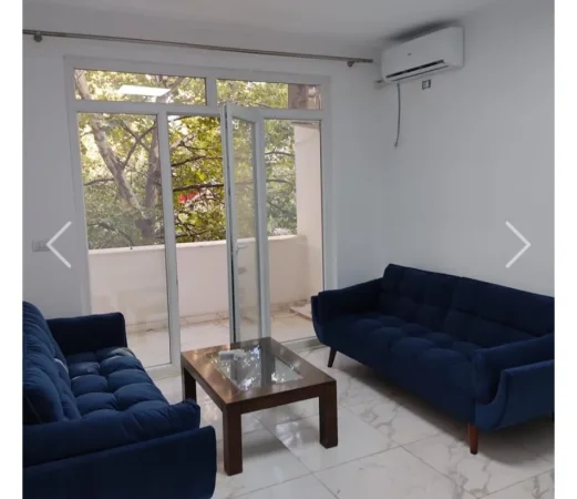 Tirane, jepet me qera apartament 2+1 Kati 2, 70 m² 600 € (Rr.Dibres; fakulteti i Mjeksise)