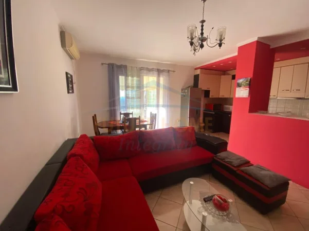 Tirane, jepet me qera apartament 2+1, Kati 5, 79 m² 450 € (Fresk)