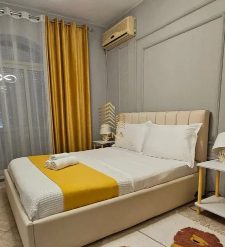 Tirane, jepet me qera apartament 1+1 Kati 4, 75 m² 600 € (Rruga e Kavajes)
