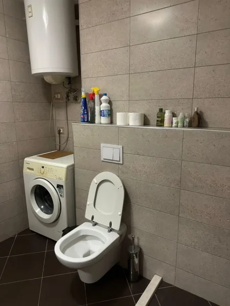 Durres, jepet me qera apartament 1+1 Kati 1, 66 m² 450 € (Ish Restorant Durresi)