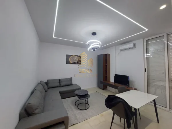 Tirane, jepet me qera apartament 1+1+Ballkon Kati 0, 57 m² 550 € (Kodra e Diellit)